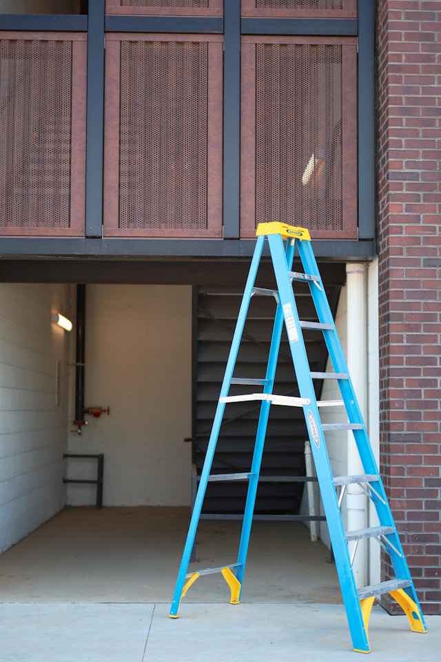 Ladder Safety Course